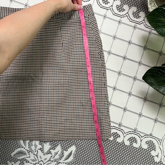 Classic Brown Black and White Checkered Skirt - Picture 6 of 7